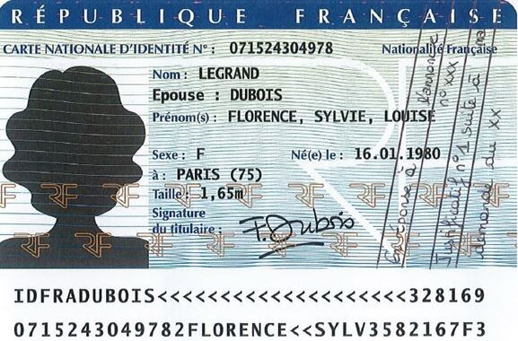 modele carte identite avec marquage informations au stylo